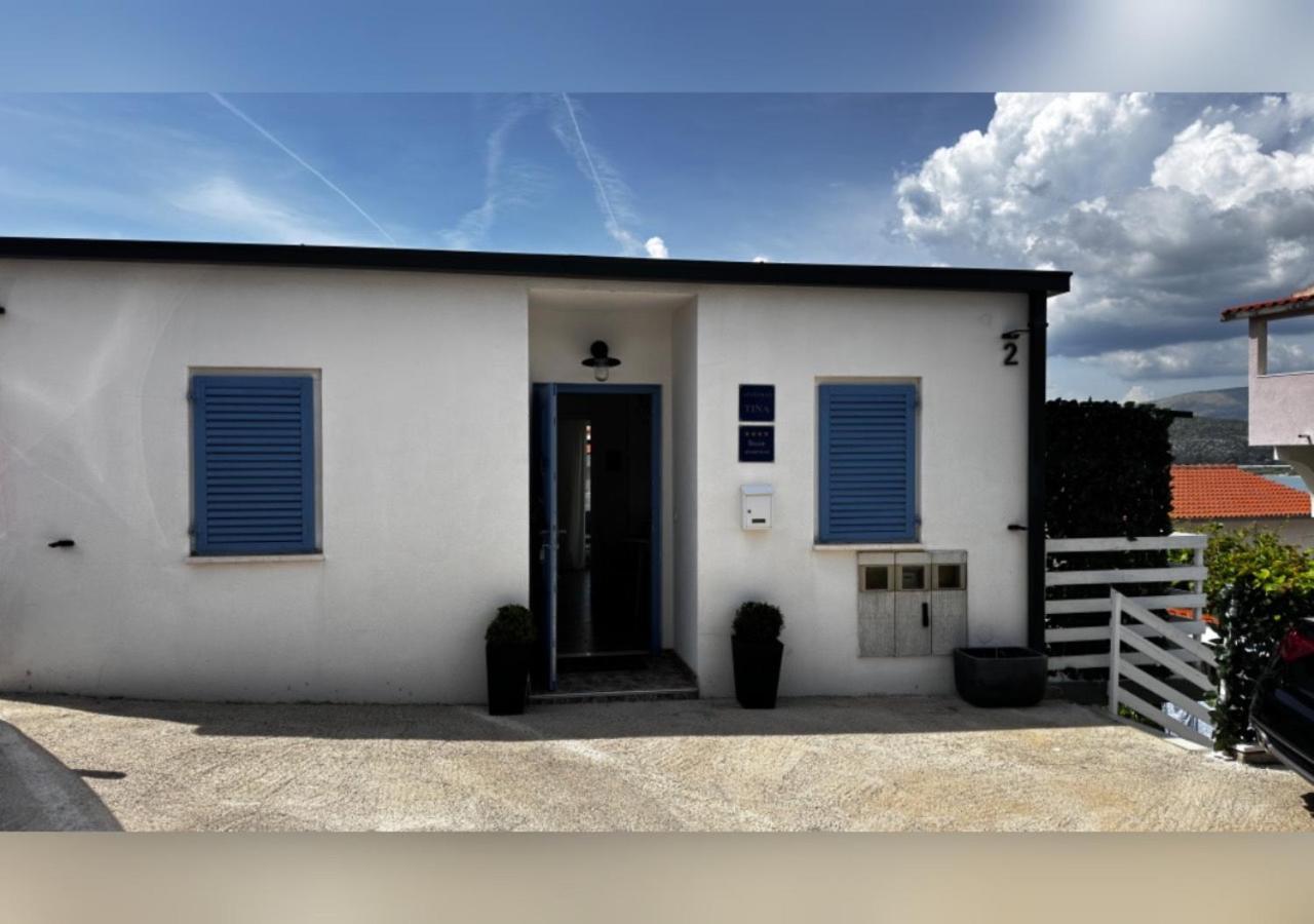 Apartment Tina Трогир Екстериор снимка